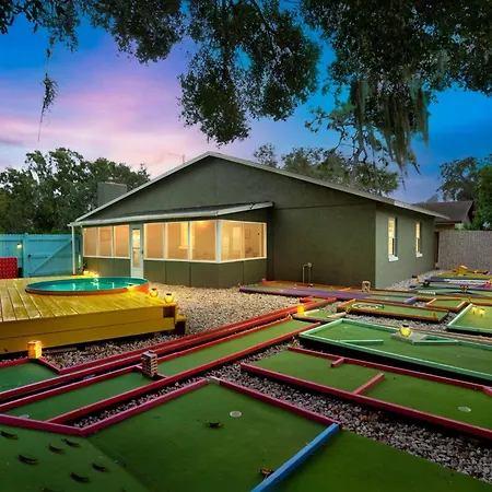 Groovy Funhouse Getaway - 4 Bdrm Near Legoland Villa Winter Haven Exterior photo