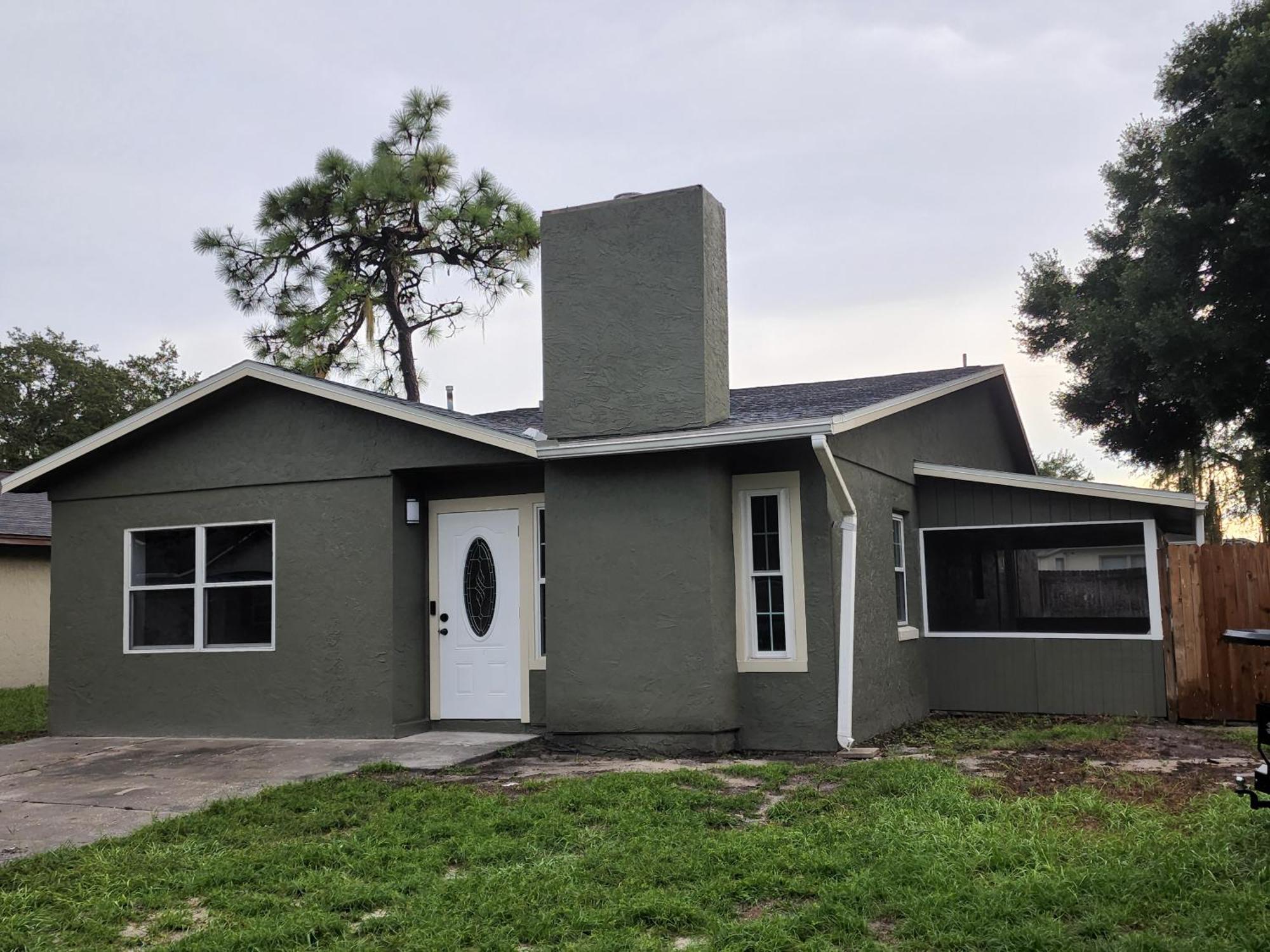 Groovy Funhouse Getaway - 4 Bdrm Near Legoland * Winter Haven